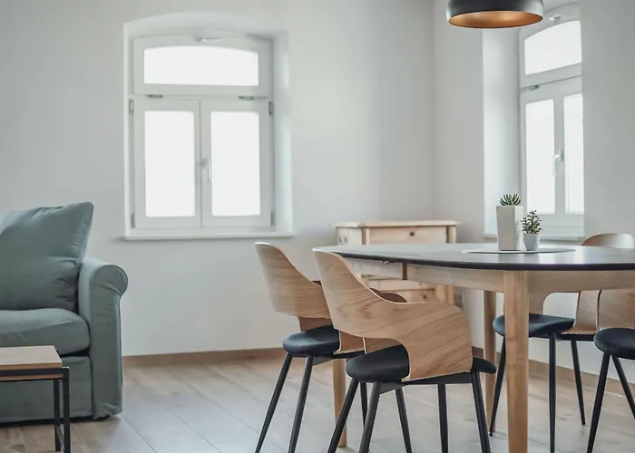 Frau Kunni - Café Und