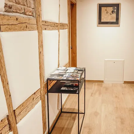 Frau Kunni - Cafe Und * Kasberg