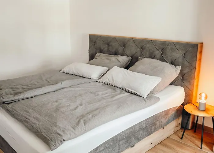 Frau Kunni - Café Und Kasberg